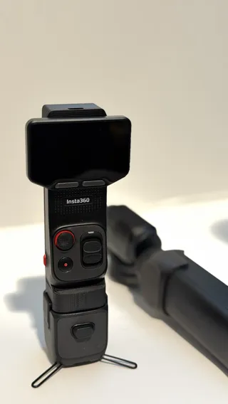 Insta360 Luna Ultra-ის დისტანციური პულტის სამაგრი thumbnail 2