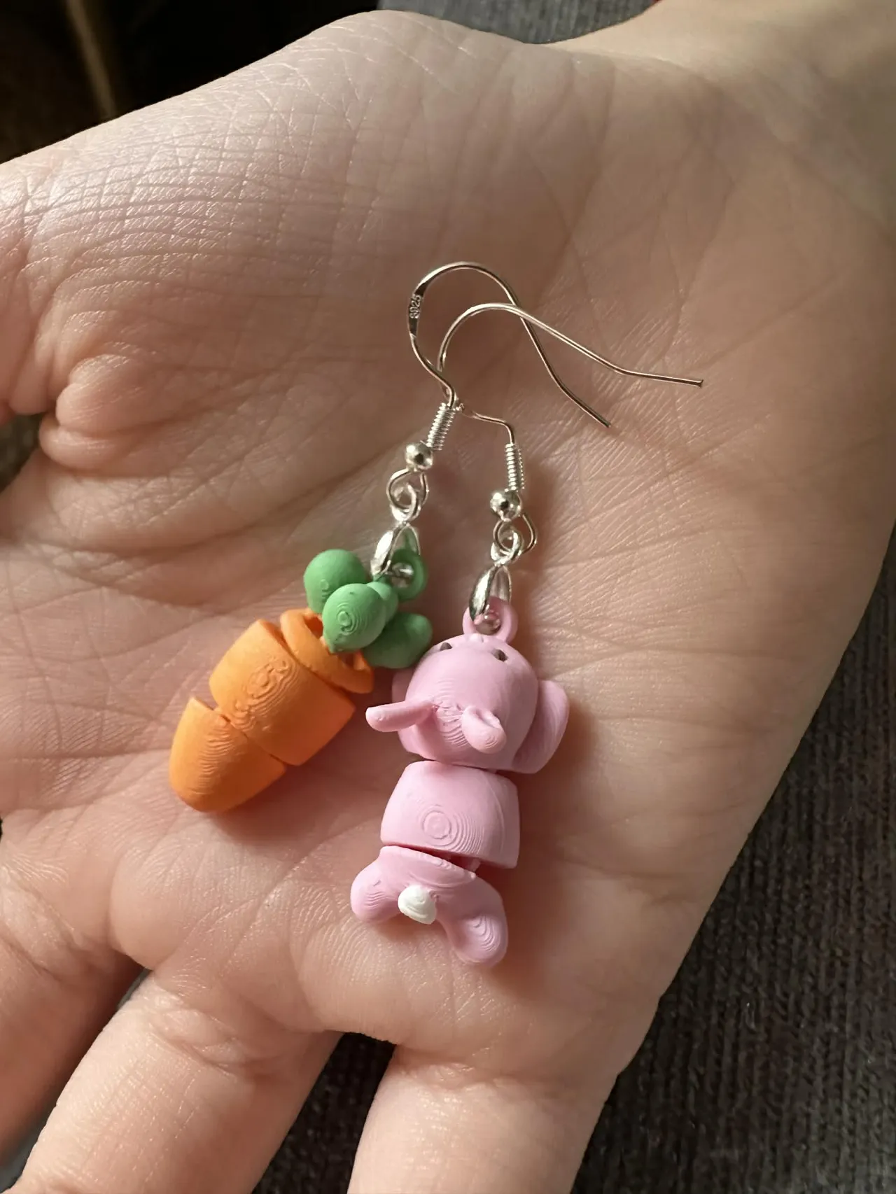 Bunny and Carrot earring set articulated view 2
