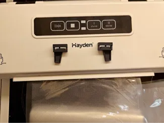Vacuum sealer locks, left and right Hayden