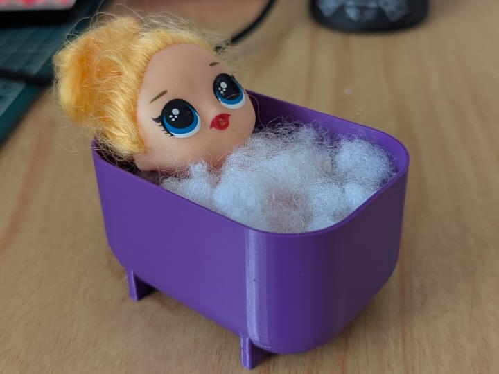 Bathtub for a doll