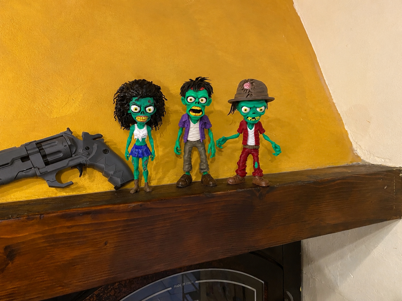 Robert the Zombie - 1