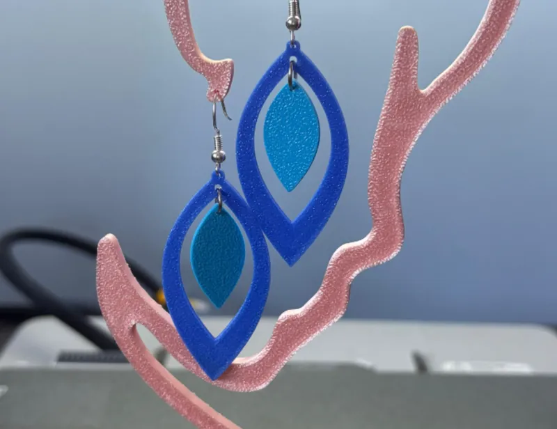 Earrings hanging with Two Drops