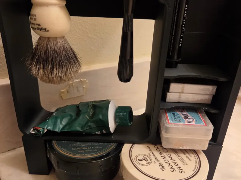 Shaver Organizer Holder Stand 