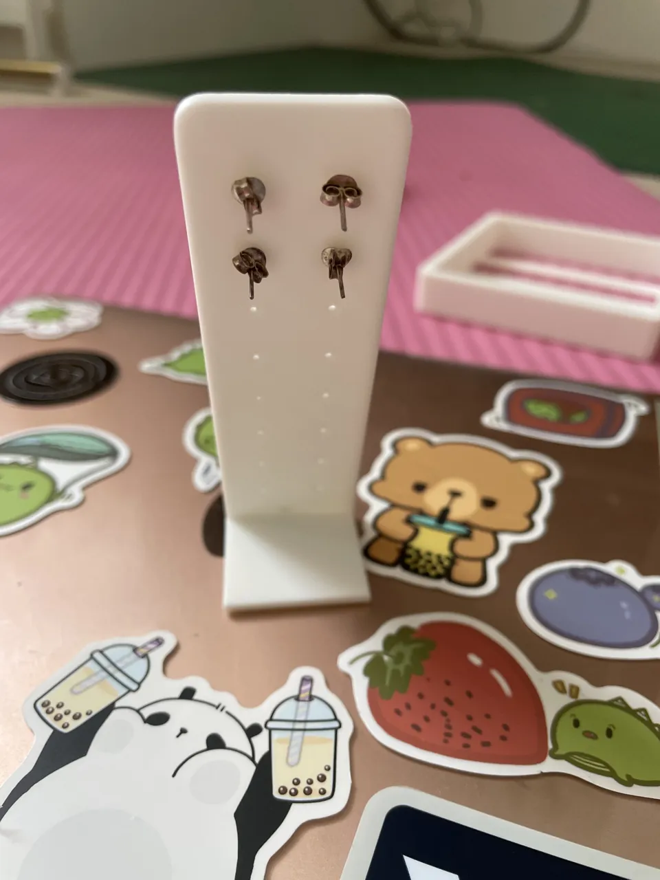 Earring stud stand view 4