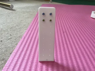 Earring stud stand 