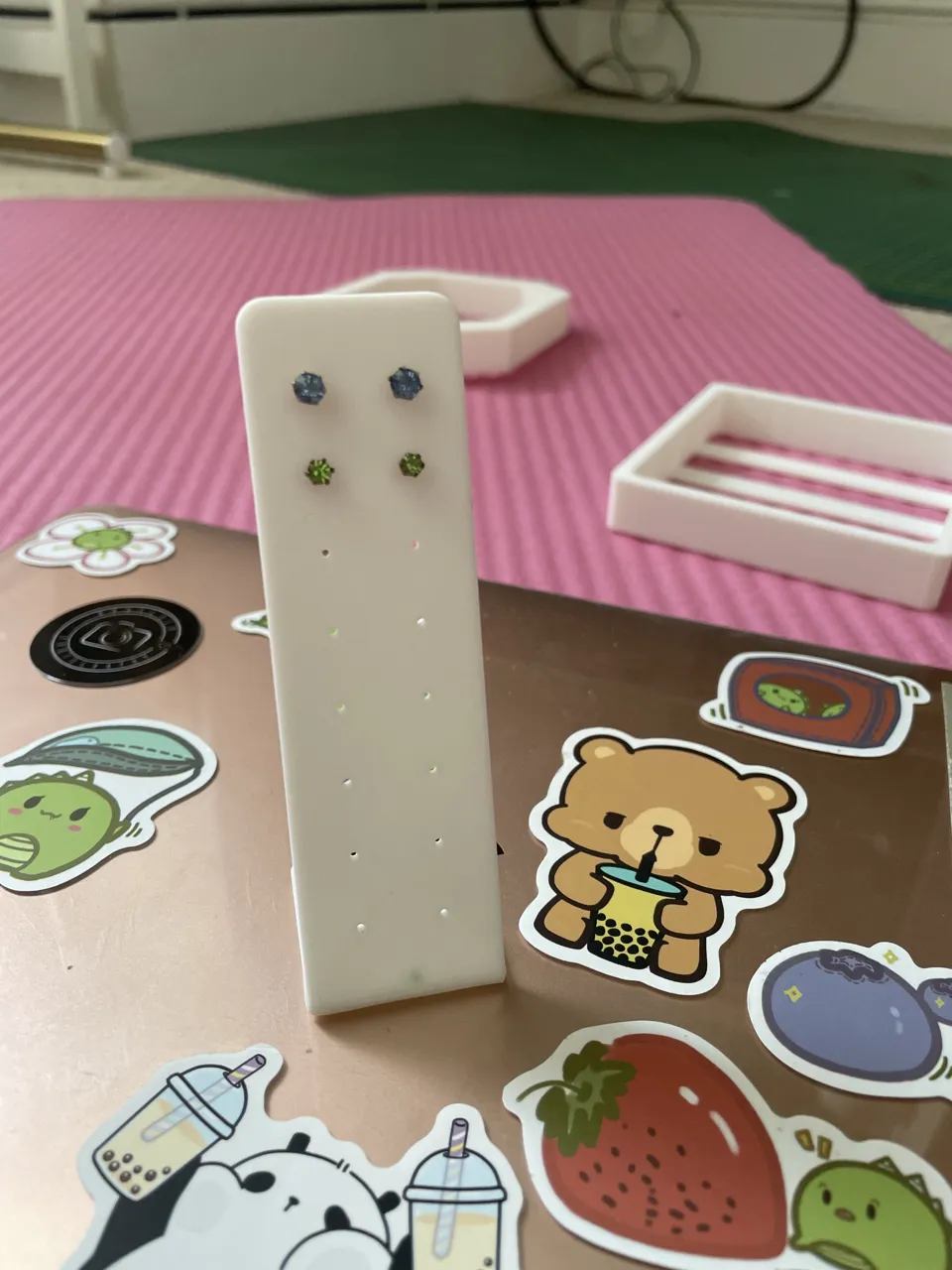 Earring stud stand view 2