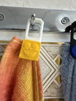 0.12mm layer, 2 walls, 20% infill (SPONGEBOB Screw)