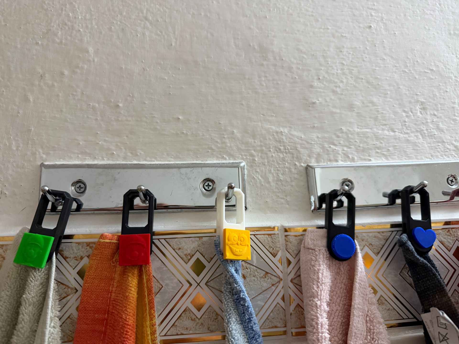 Universal rag/towel clip |Screw-on|