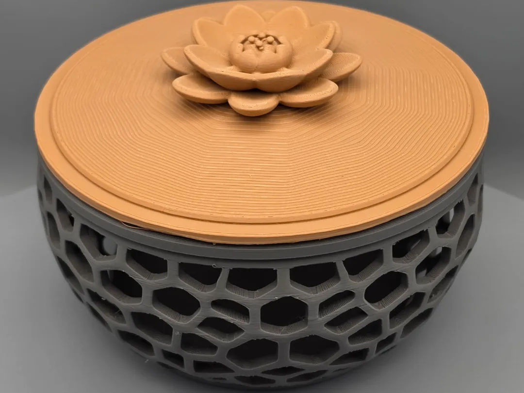 Elegant Geometric Mesh Bowl with Floral Lid - Free 3D Print Model ...