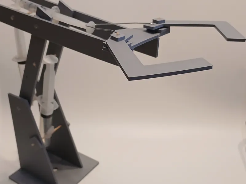 Robotic Arm with Hydraulics