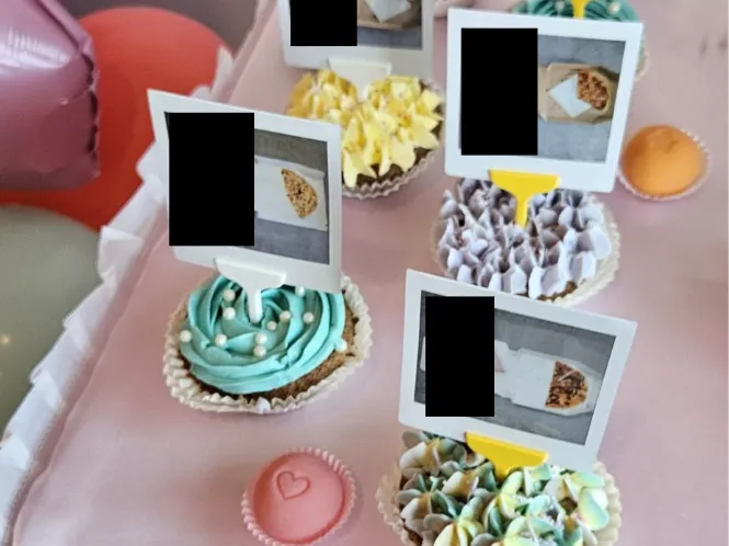 Polaroid Cake Toppers