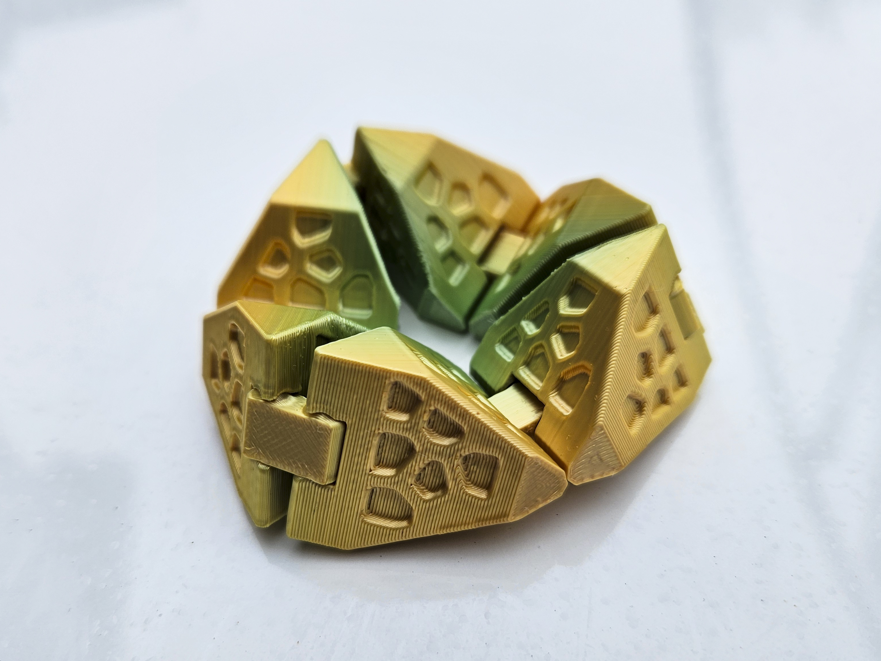 Miniatura 2 do modelo 3D Infinity Bubble Prism Fidget 