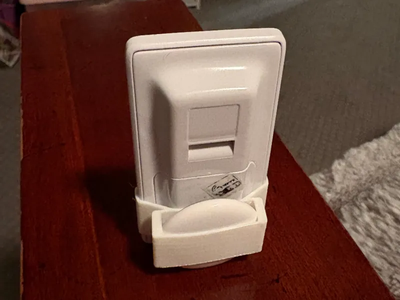 Apple AirTag adapter for Bali Shades Remote