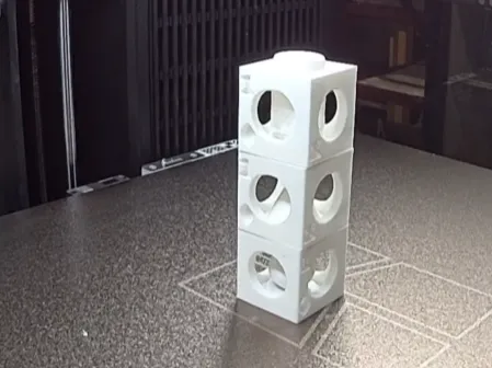 Cubo de Calibración Pro: ¡Mide, Juega y Aprende!