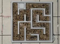 Fourmilière labyrinthe avec réserve d'eau — photo 2