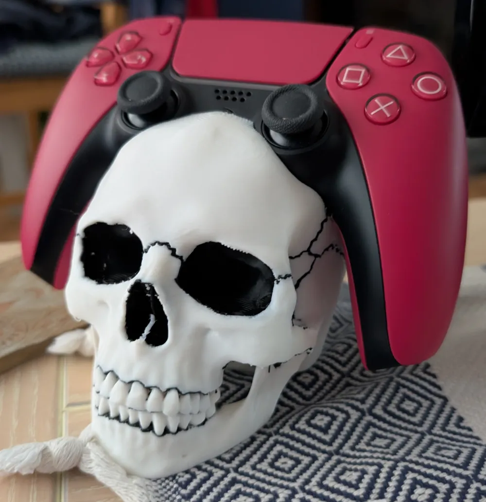 PS5 Controller Stand Holder Skull - Free 3D Print Model - MakerWorld