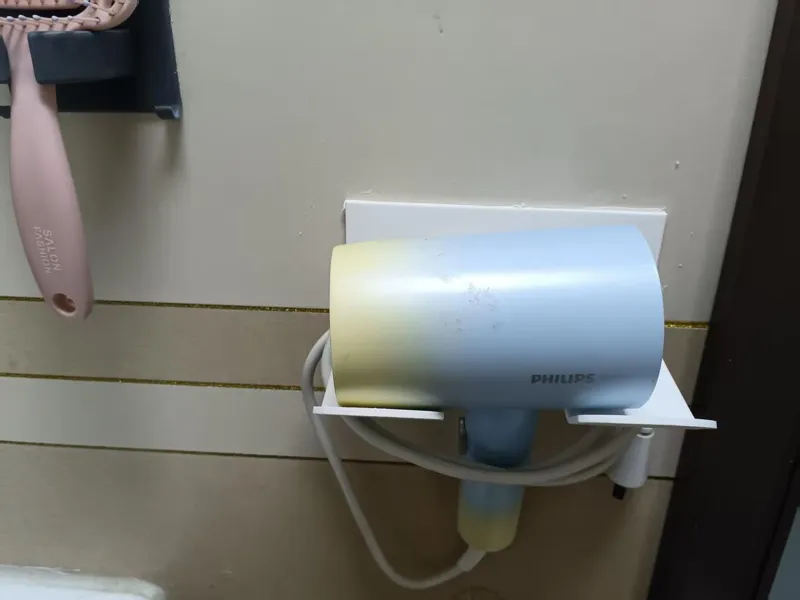 实用的吹风机放置架
