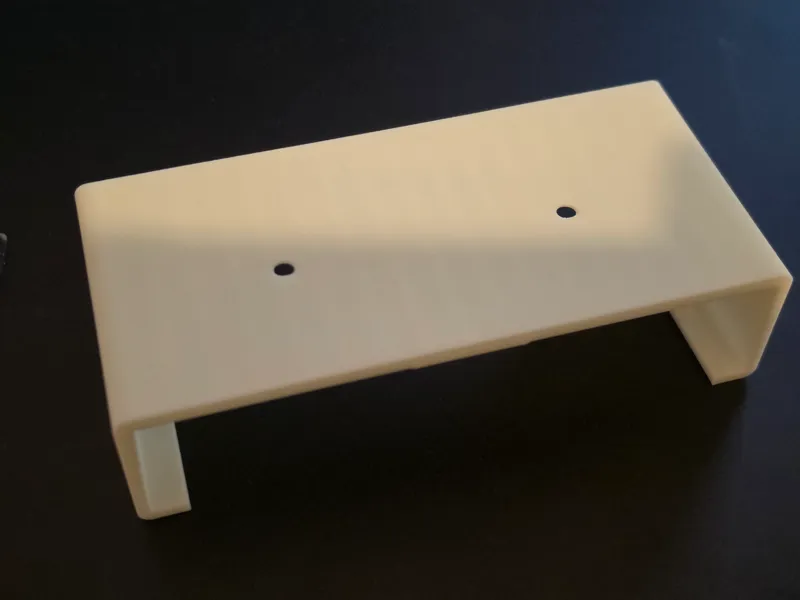 Ugreen 4k KVM Switch Under Desk Mount