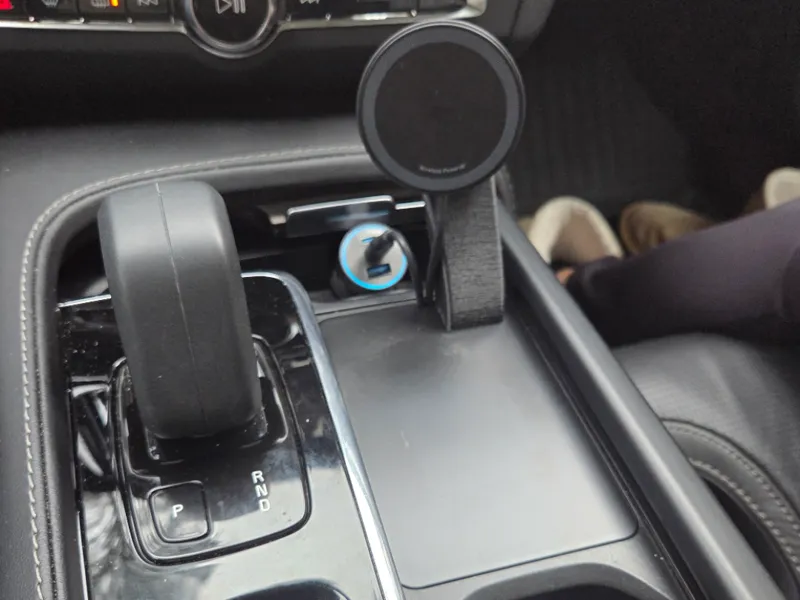 Volvo V90 & Xc90 Wireless charger replacement