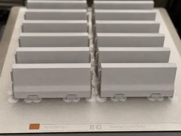 Escenografía en miniatura: Concrete New Jersey Road Barrier – Scale Model — vista de referencia 3