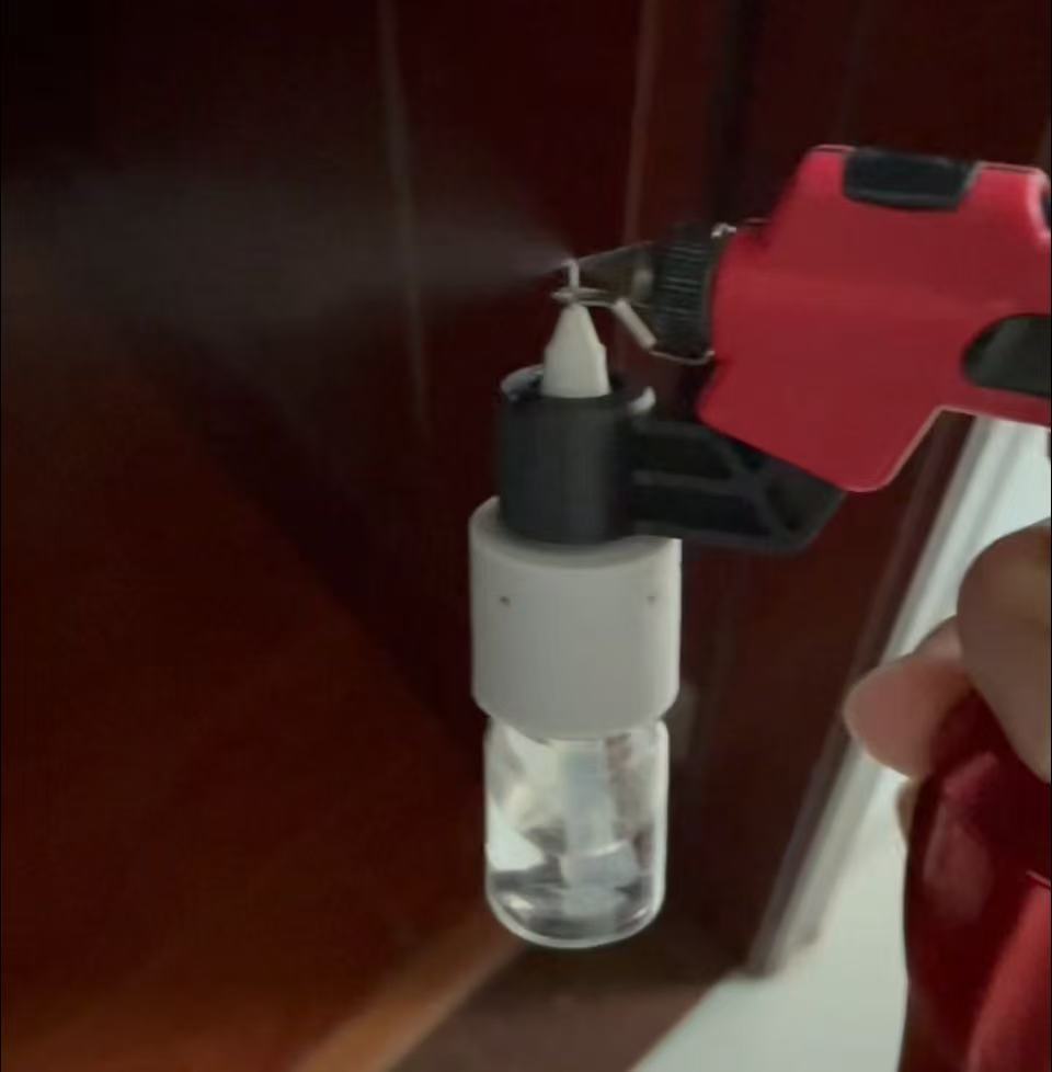 Miniatura 2 do modelo 3D 迪斯派喷笔小容量漆瓶盖帽