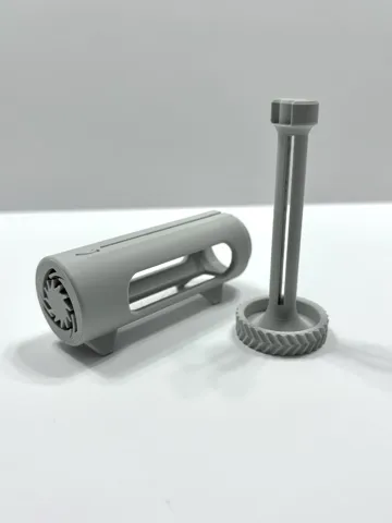 Letrero o emblema decorativo: RatchetSqueeze, The Ratcheted Toothpaste Squeezer — vista de referencia 5