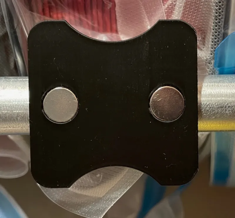 Color Swatch Magnetic Rack Clip