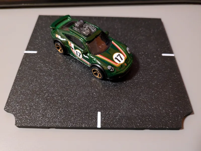 road for model cars, 3-way intersection