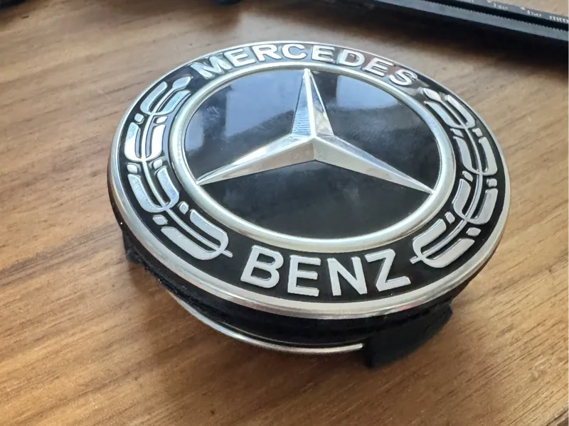 MERCEDES BENZ 75mm floating wheel caps