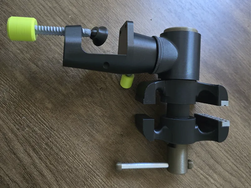Mini Rotating Hobby Vise