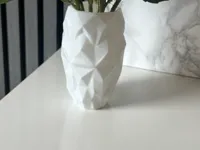 Vase moderne low poly — photo 1