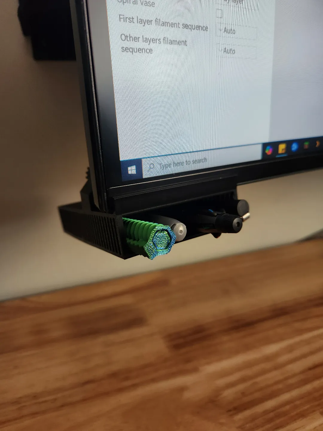 Under monitor pen/pencil holder v2 (More secure) view 2