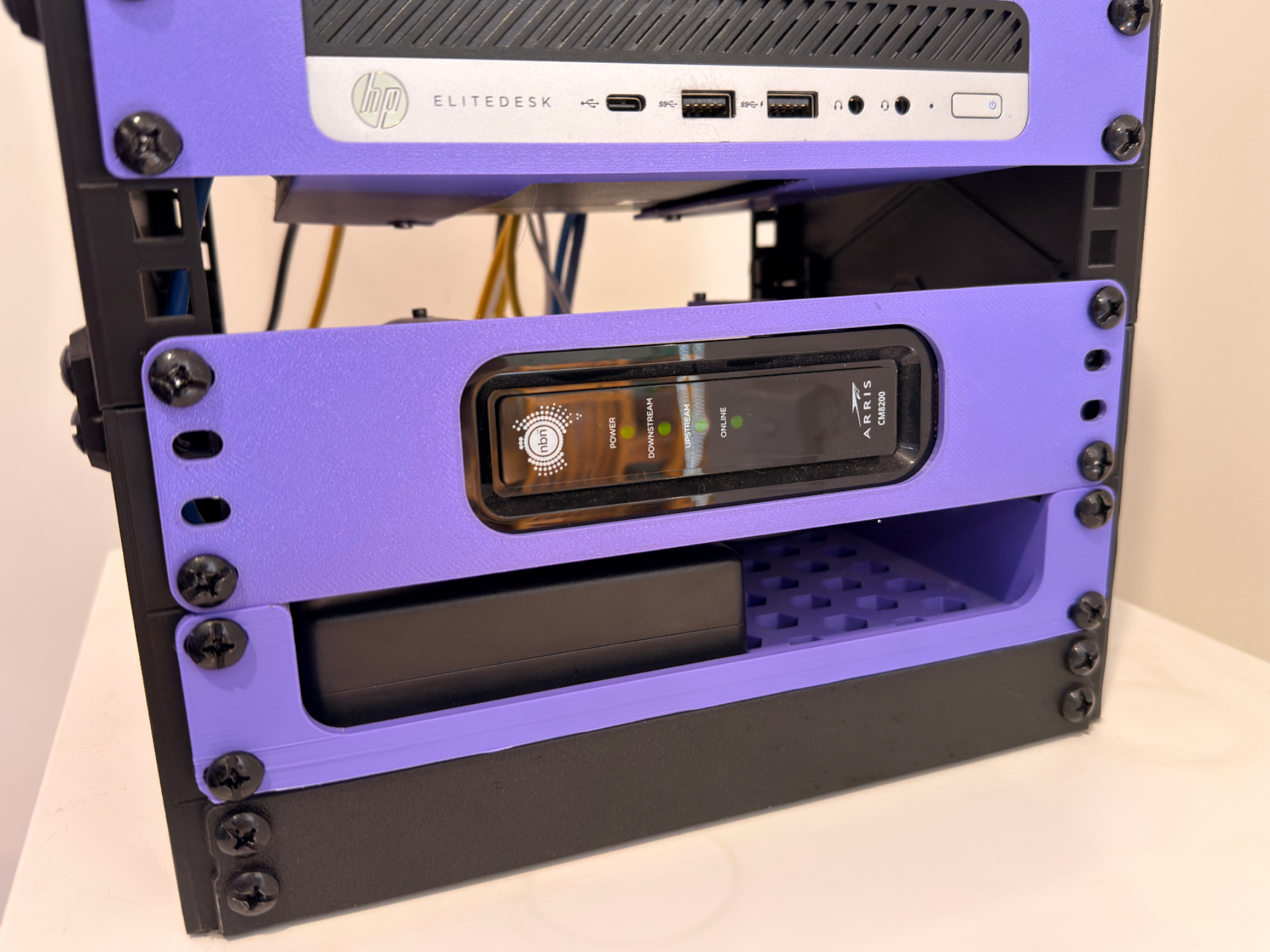 NBN HFC NTD modem 10" rack mount