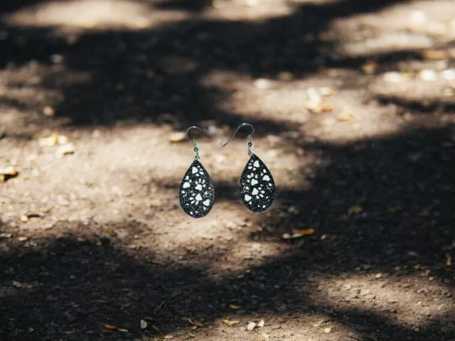 Animals tracks drop earrings