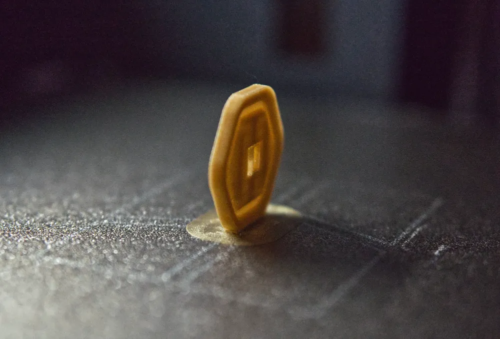 Cartoon Robux Coin Smooth Robux Inspired Coin by squishy.dango - MakerWorld