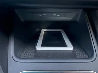 Seat Leon Konsolenablage iPhone 13