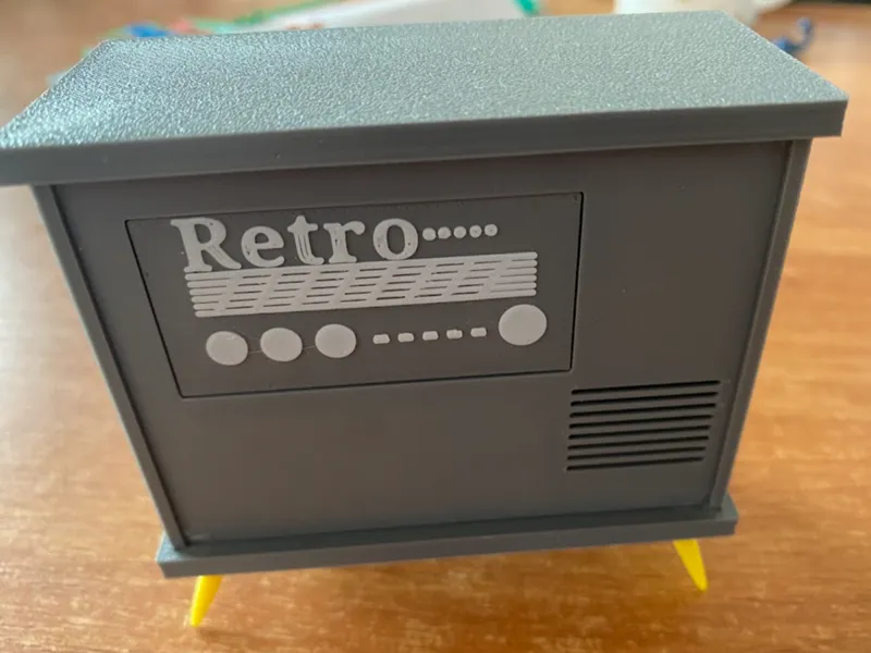 Retro radio