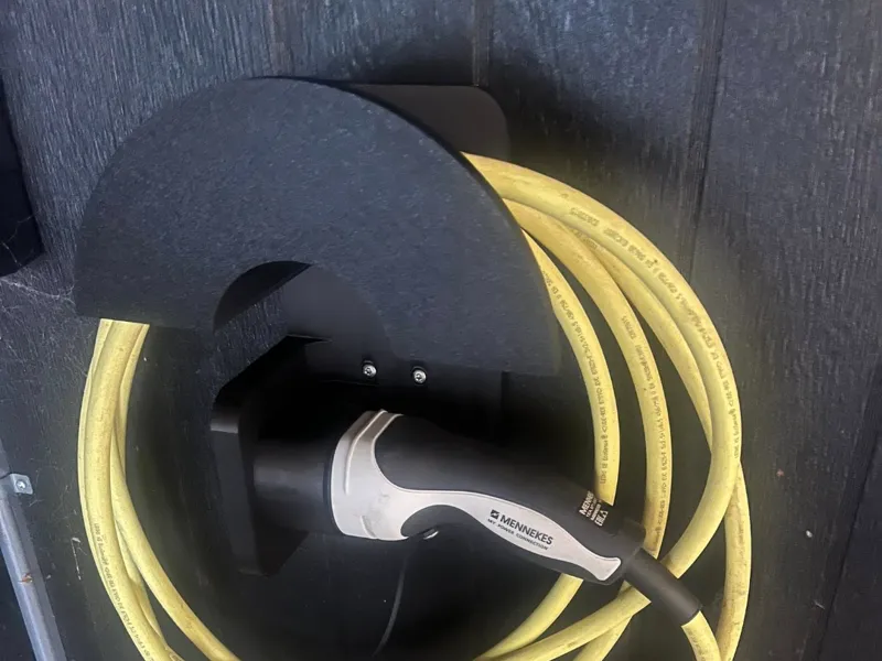 ev charge station for long cabel