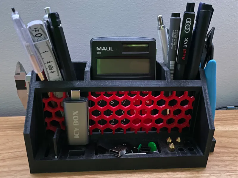Desktop Organizer for 3D Printer guys