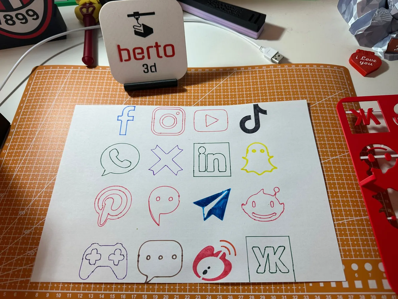 Stencil Logo Social Network - Free 3D Print Model - MakerWorld
