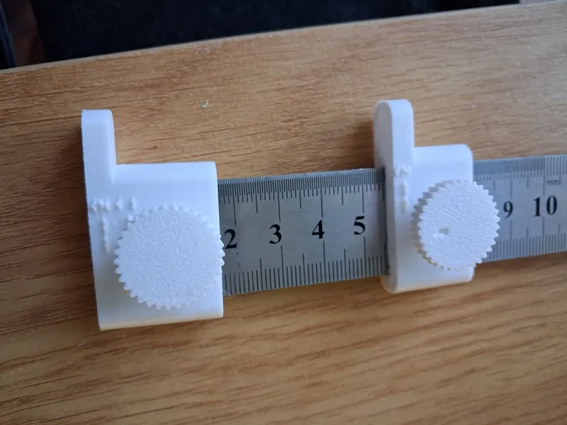 Stop for rulers – use also as simple caliper