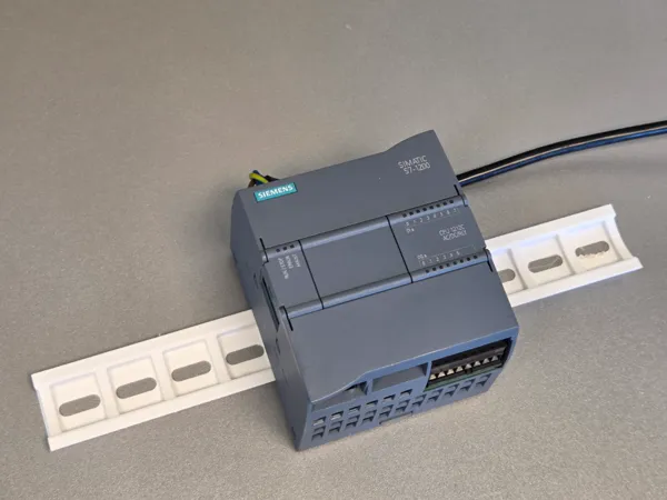 https://makerworld.bblmw.com/makerworld/model/USf2b679140bddfe/design/2025-09-18_c788a60a40dbb8.jpg