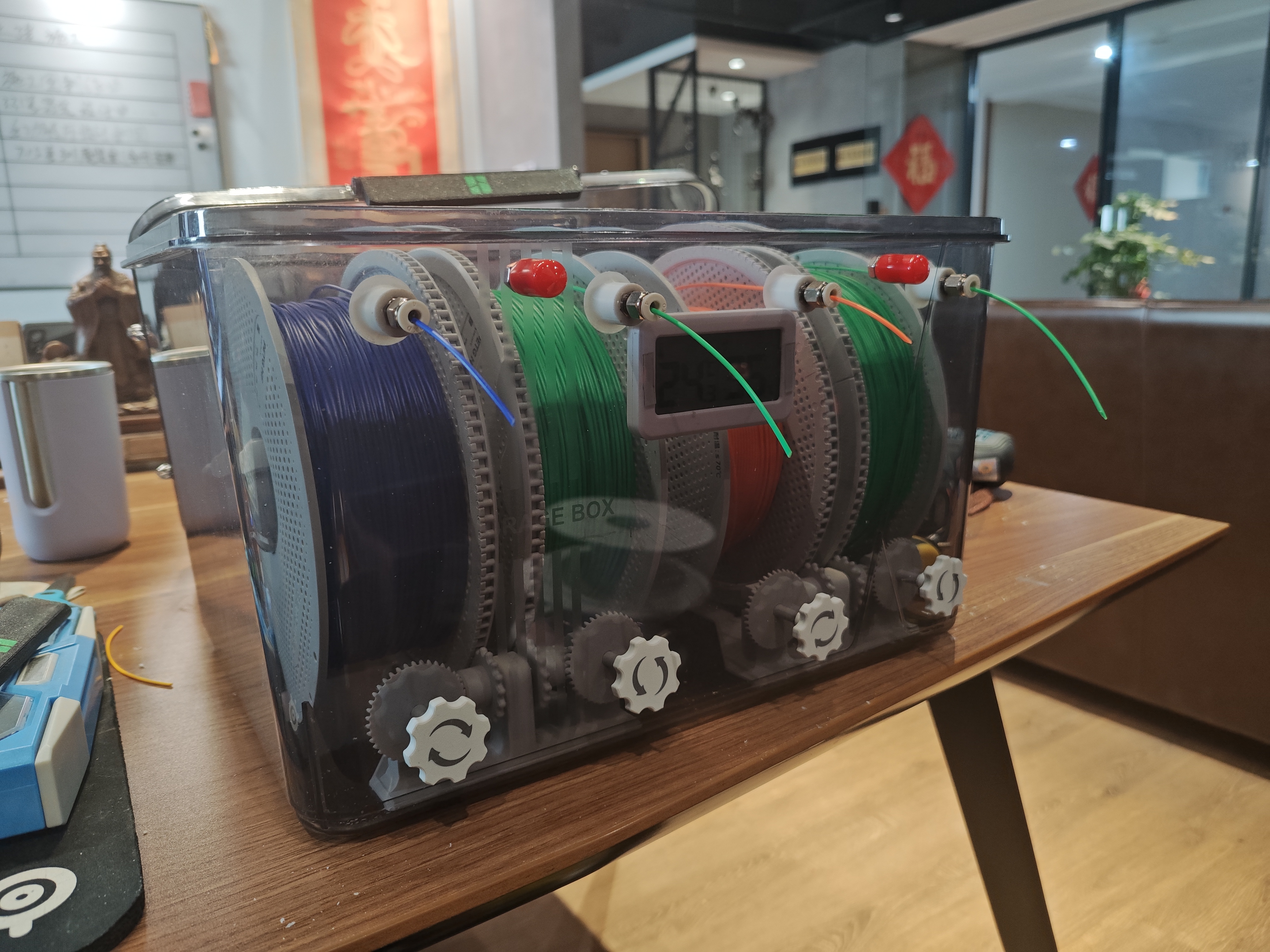 Miniatura 2 do modelo 3D 【老滕】密封箱料盘架，官方回转轴，手动退料 [已更新加强版]