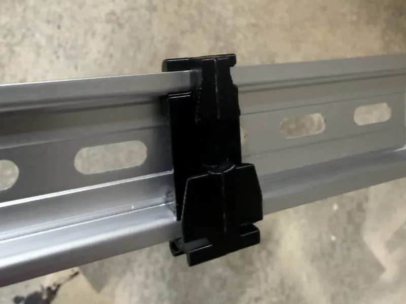 Sy's Peglock DIN Rail Attachment, Stronger