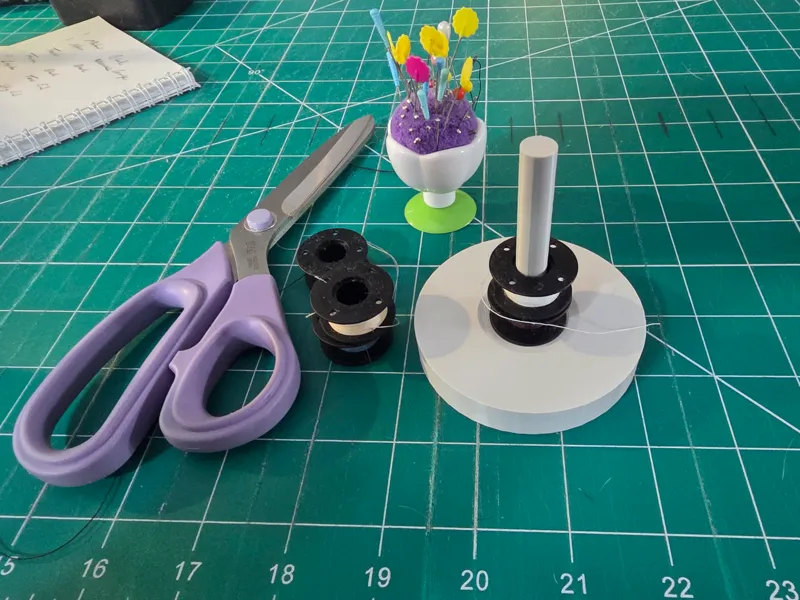 Bobbin Holder
