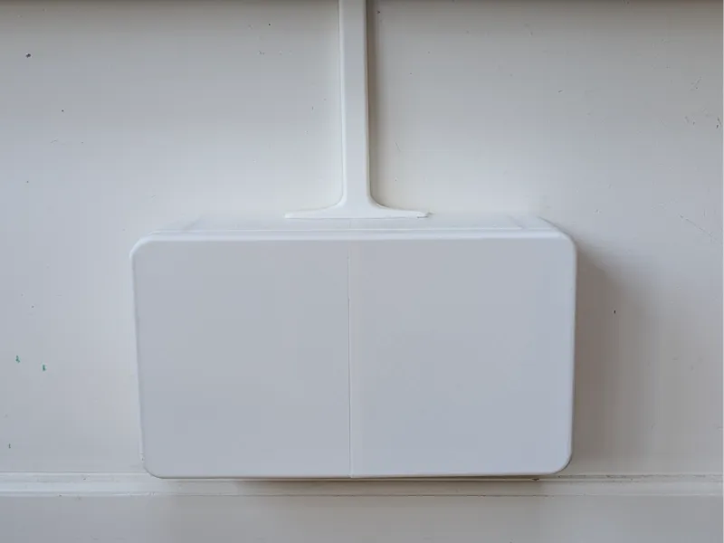 Wall mounted cable box