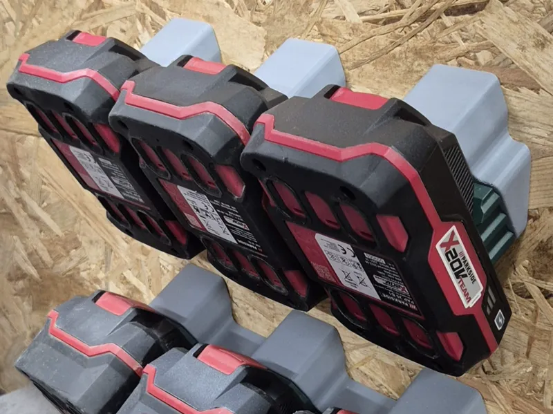 Parkside 20V Akkuhalter angewinkelte Wandmontage