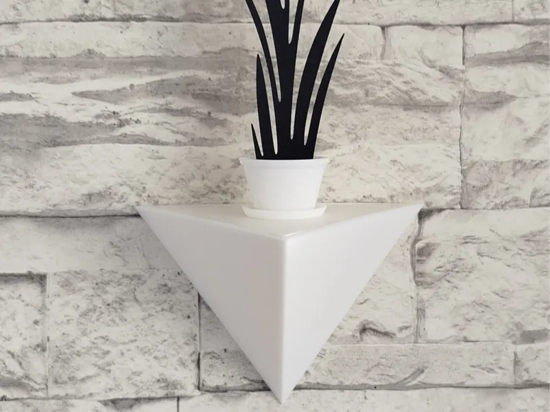 Geometrisches Wandregal mit Deckel