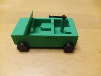 Tiny 4x4 car with machine gun