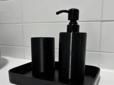 Bote de jabón minimalista